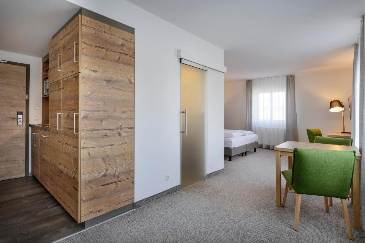 Aparthotel Rose Ellwangen Exterior photo