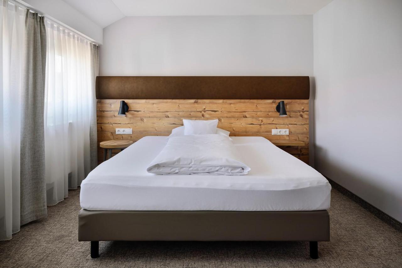 Aparthotel Rose Ellwangen Exterior photo